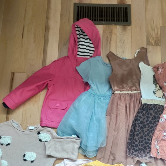 COPY - Kids clothing - Picture 6 of 6